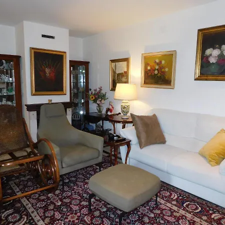 Dergomaska Apartment